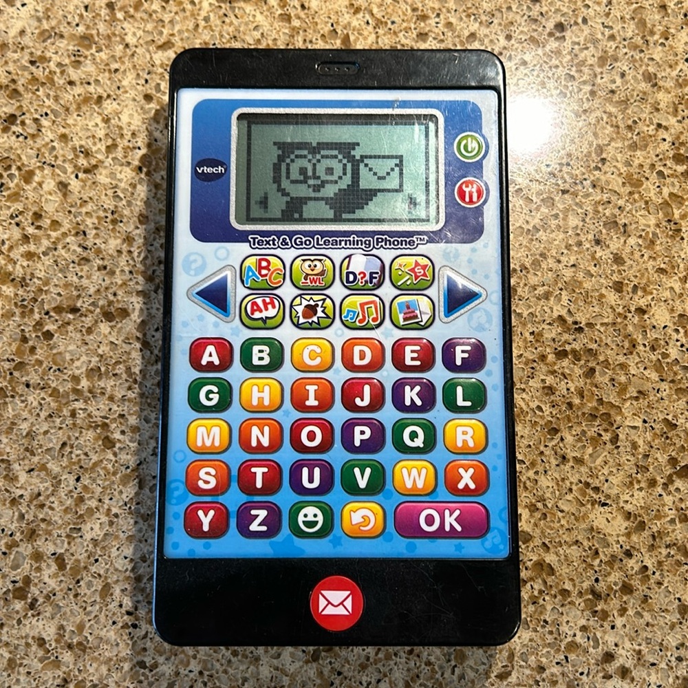 VTech Text & Go Learning Phone for 2-5 yr olds